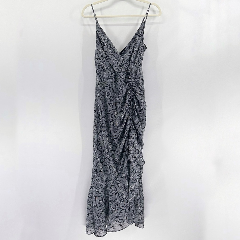 ASTR Mariah Black Floral Ruched V-Neck Sleeveless Midi Dress Metallic x-Small